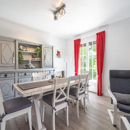 Beautiful With Private Heated Pool Villa *